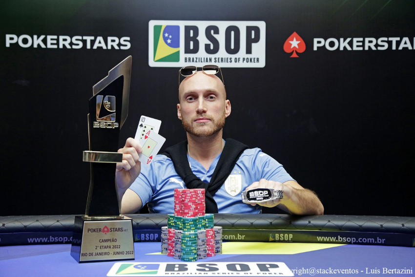 Francisco Benitez was the last man standing, taking home R$ 517,500 for his efforts. PokerStars' BSOP came back to Rio de Janeiro in style, with the Main Event attracting 1,158 players, smashing the R$ 3,000,000 guarantee.