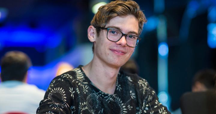 Join A Live Facebook Q&A with Fedor Holz March 13
