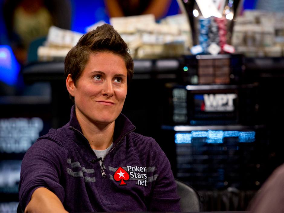 Vanessa Selbst Officially Uses Her "One Time!"