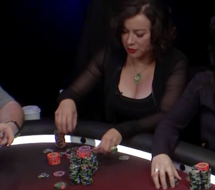 Jennifer Tilly Wins The Biggest Pot in Poker Night in America History