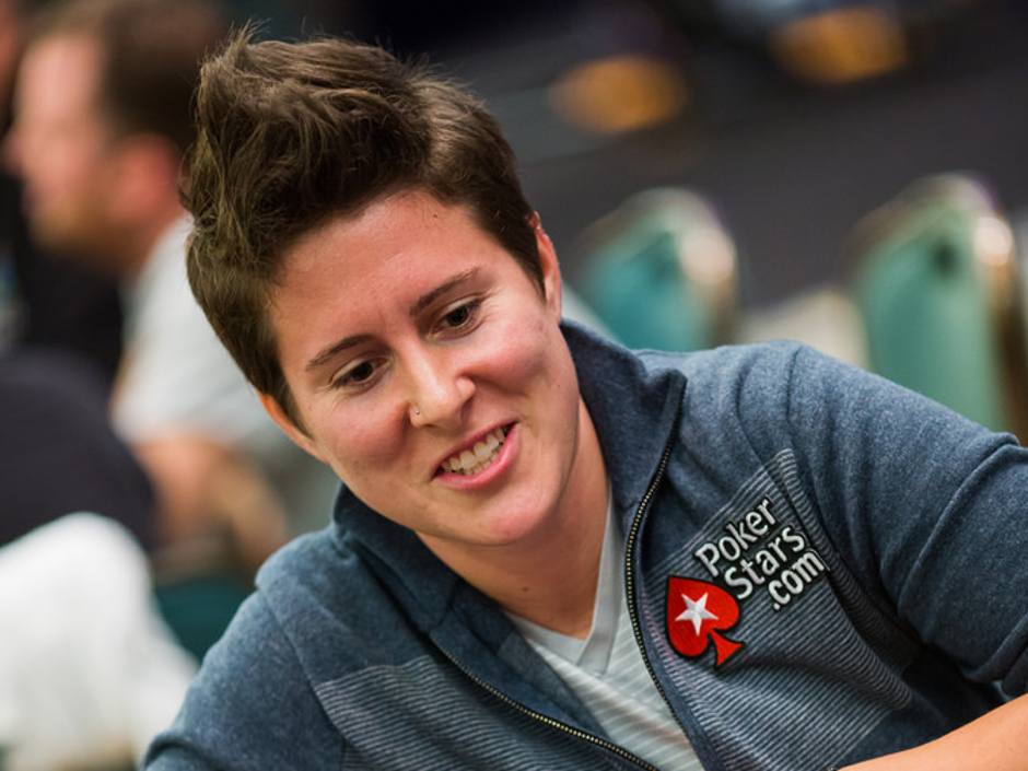Vanessa Selbst Hosts High Stakes Poker for Justice